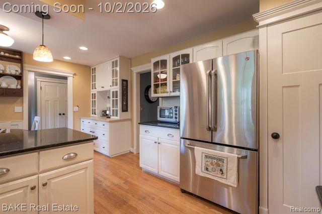 9200 Colony Farm Drive, Plymouth, MI 48170