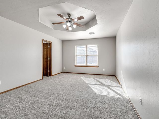 2512 SE 93rd Street, Moore, OK 73160