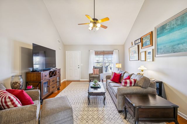 3309 Risen Star Dr, Murfreesboro, TN 37128