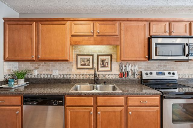 3309 Risen Star Dr, Murfreesboro, TN 37128