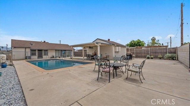 1351 N 10th, Colton, CA 92324
