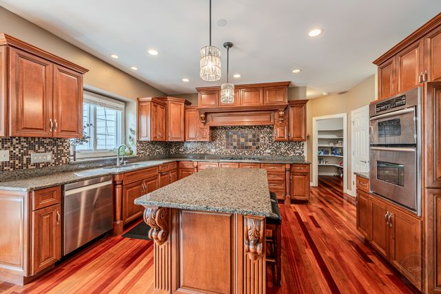 4204 Chaparral Drive, Naperville, IL 60564