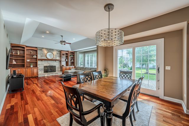 4204 Chaparral Drive, Naperville, IL 60564