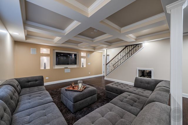 4204 Chaparral Drive, Naperville, IL 60564