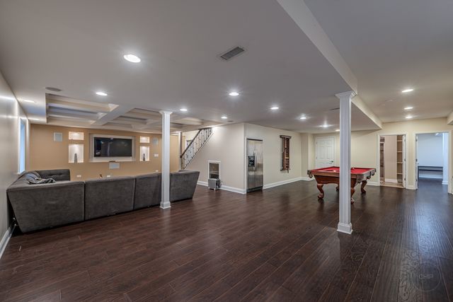 4204 Chaparral Drive, Naperville, IL 60564