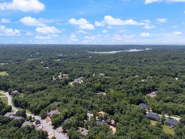 3 Allison Circle, Bella Vista, AR 72715