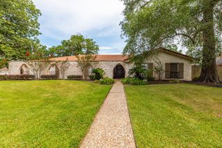 5990 Pinkstaff Lane, Beaumont, TX 77706