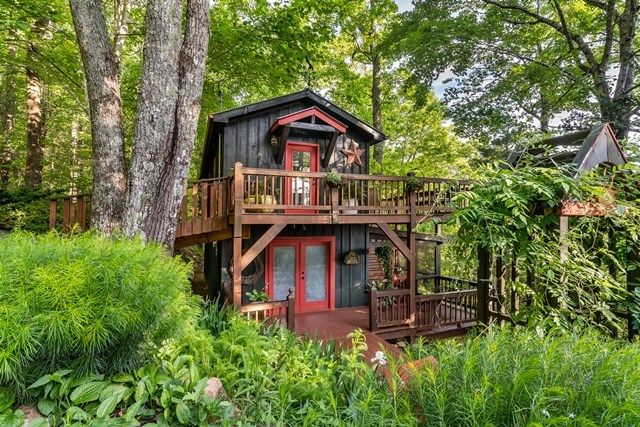 772 Double Knob Road, Ellijay, GA 30540