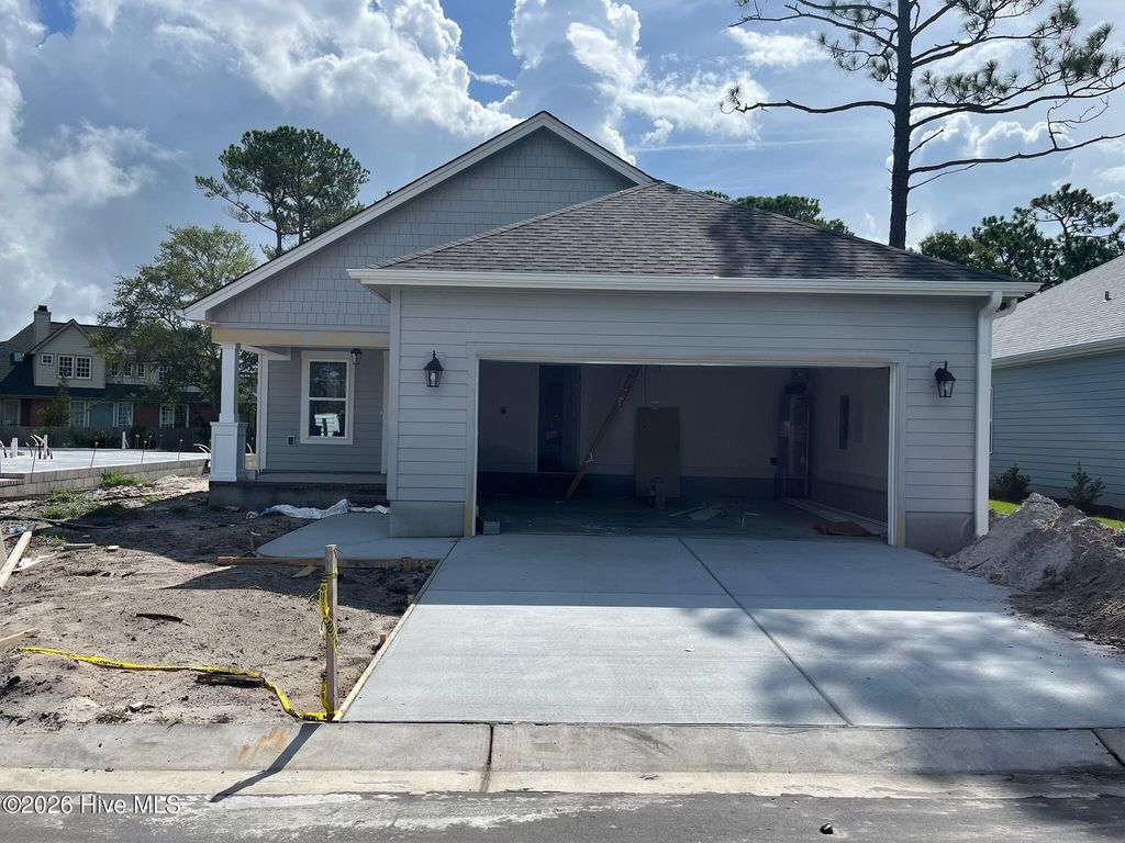 2423 Lake Ridge Drive, Southport, NC 28461