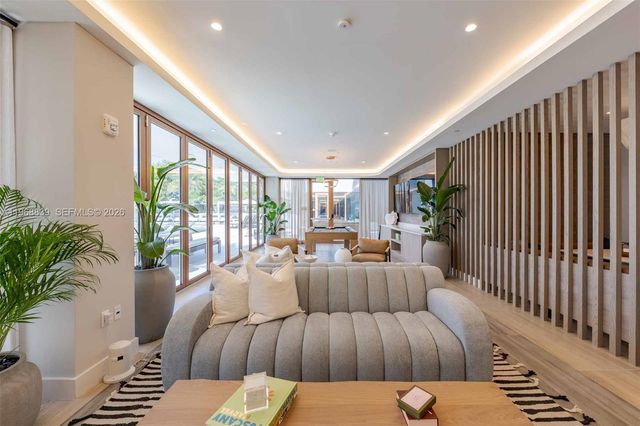 3900 Alton Road 625, Miami Beach, FL 33140