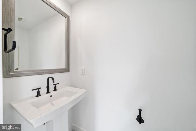 1773 VIOLET RIDGE PL, Mclean, VA 22102