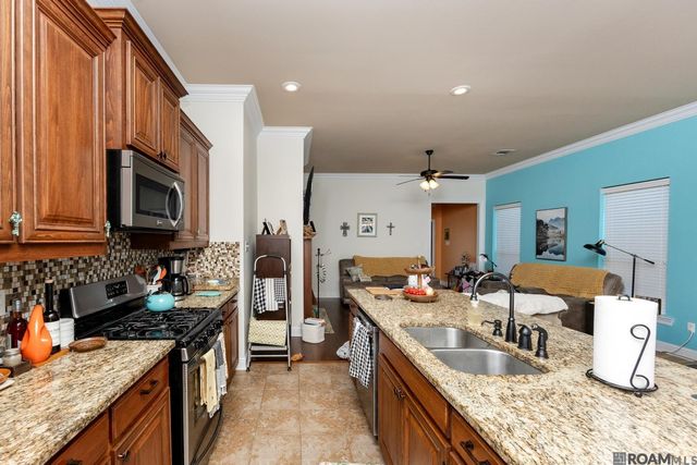 3736 Union Dr, Addis, LA 70710