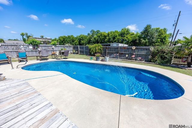3736 Union Dr, Addis, LA 70710