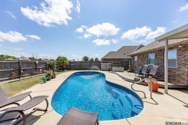3736 Union Dr, Addis, LA 70710