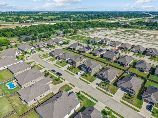 2233 Burning Bush Lane, Waxahachie, TX 75167