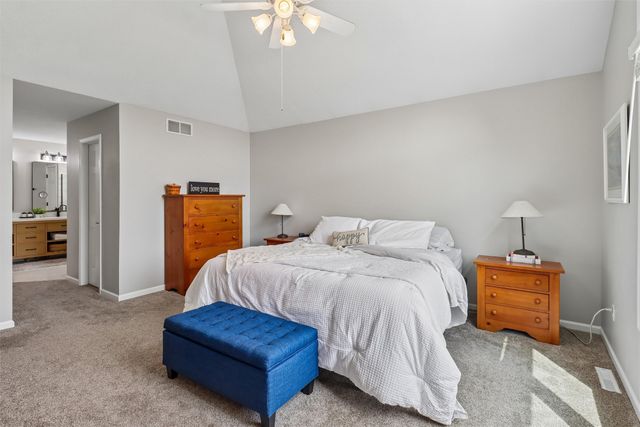 5575 Beechtree Drive, West Des Moines, IA 50266