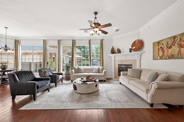 14 Fosters Court, Sugar Land, TX 77479