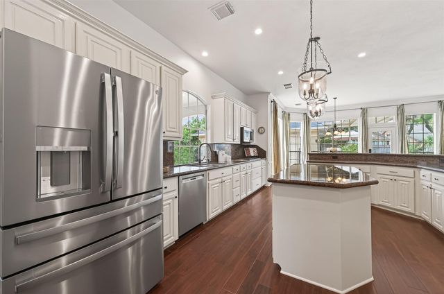 14 Fosters Court, Sugar Land, TX 77479