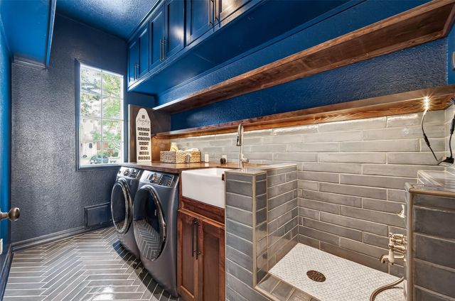 14 Fosters Court, Sugar Land, TX 77479