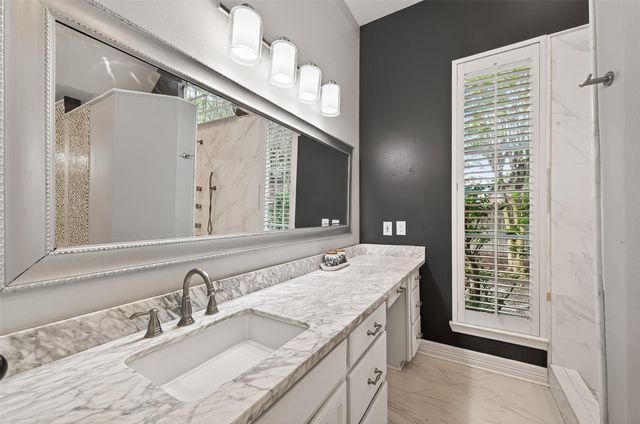 14 Fosters Court, Sugar Land, TX 77479