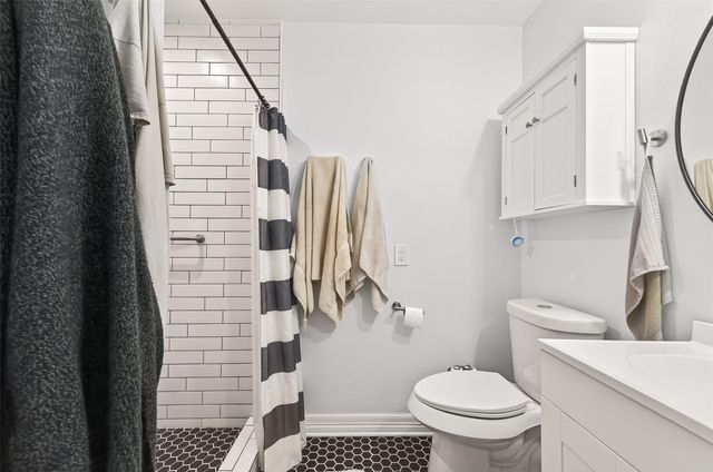 14 Fosters Court, Sugar Land, TX 77479