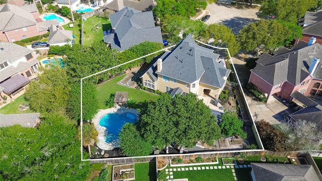 14 Fosters Court, Sugar Land, TX 77479