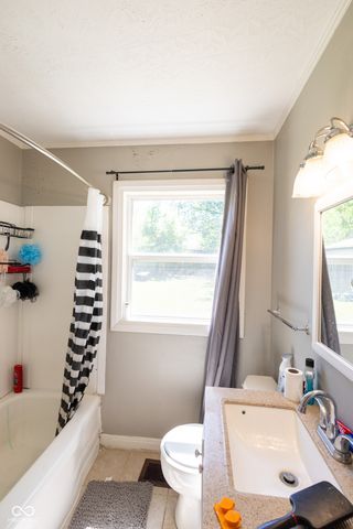 8139 E 48th Street, Indianapolis, IN 46226