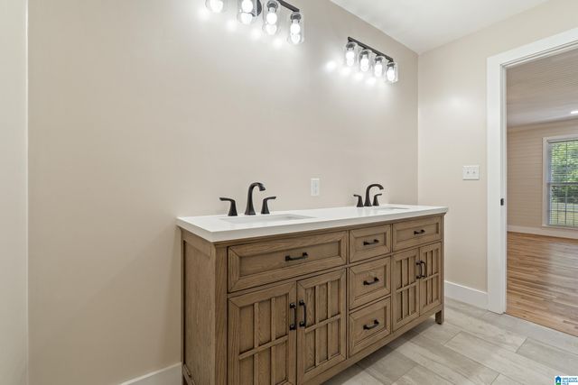 900 NE LARKWOOD DRIVE, Cullman, AL 35055