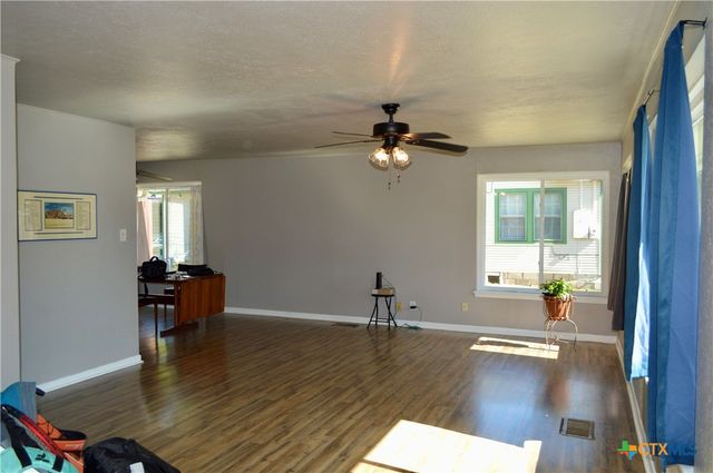 602 Park Street, Gatesville, TX 76528