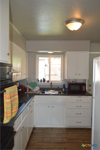 602 Park Street, Gatesville, TX 76528