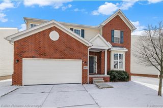 59625 Twin Pines Drive, New Hudson, MI 48165