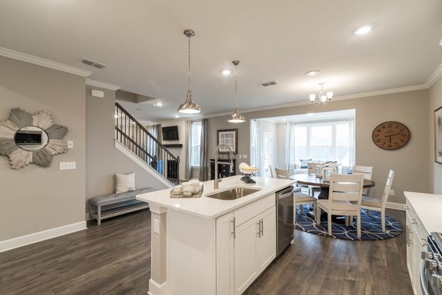 224 S Dunnwood Ln, Mount Juliet, TN 37122