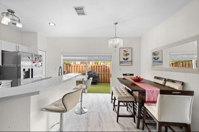 8362 NW 107th Ct 7-24, Doral, FL 33178