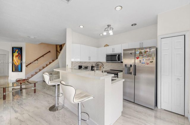 8362 NW 107th Ct 7-24, Doral, FL 33178