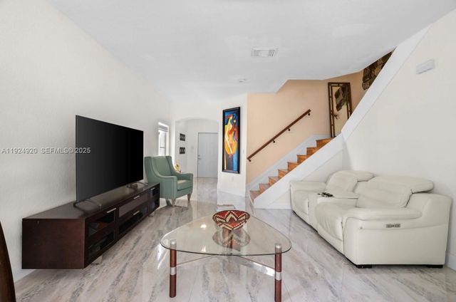 8362 NW 107th Ct 7-24, Doral, FL 33178