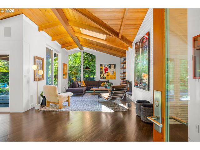 10200 Sw HAWTHORNE Ln, Portland, OR 97225