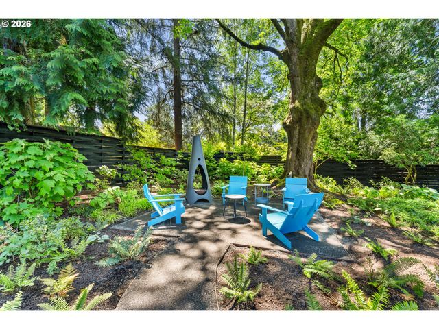 10200 Sw HAWTHORNE Ln, Portland, OR 97225