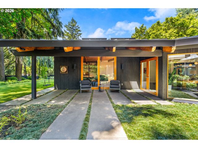 10200 Sw HAWTHORNE Ln, Portland, OR 97225