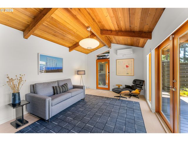 10200 Sw HAWTHORNE Ln, Portland, OR 97225