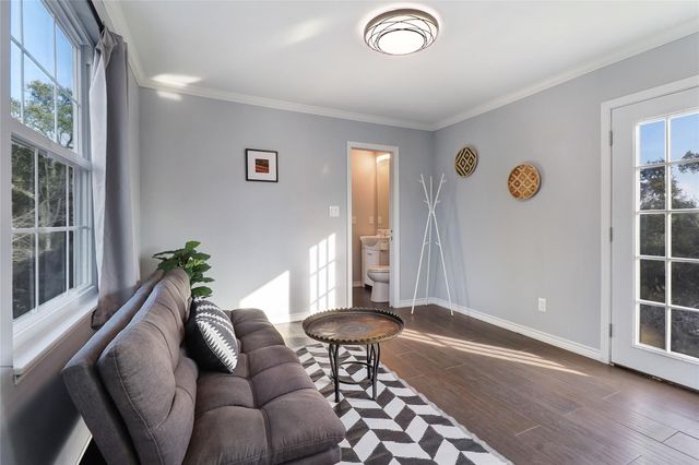 901 Thurman RD, San Marcos, TX 78666