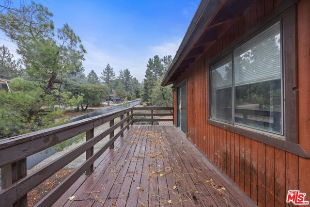 2317 Maplewood Way, Pine Mtn Club, CA 93222