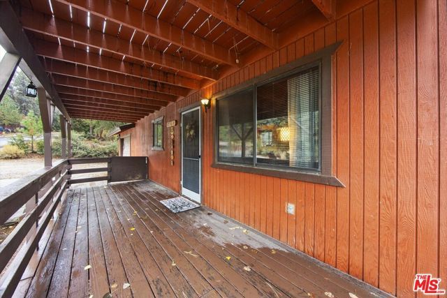 2317 Maplewood Way, Pine Mtn Club, CA 93222