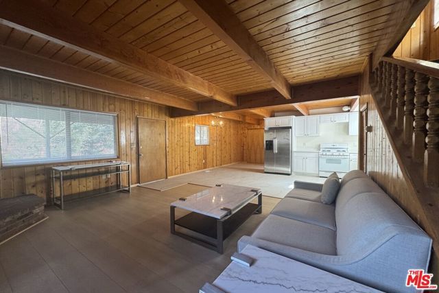 2317 Maplewood Way, Pine Mtn Club, CA 93222