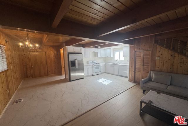 2317 Maplewood Way, Pine Mtn Club, CA 93222