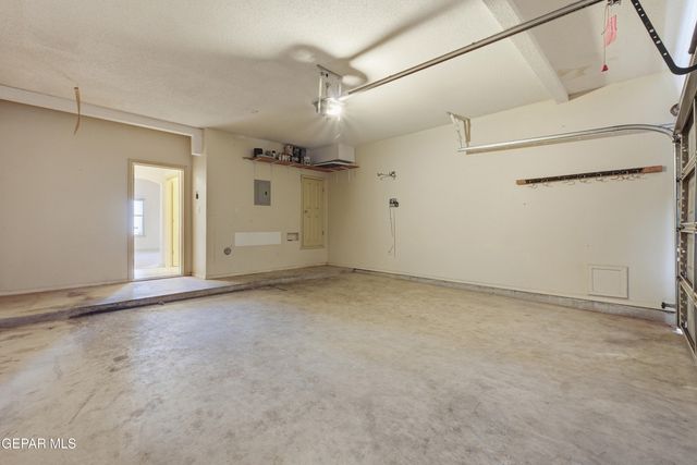 10779 Arron Street, El Paso, TX 79924