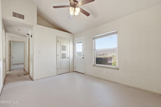 10779 Arron Street, El Paso, TX 79924