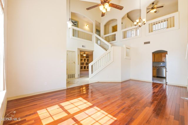 10779 Arron Street, El Paso, TX 79924