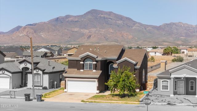 10779 Arron Street, El Paso, TX 79924