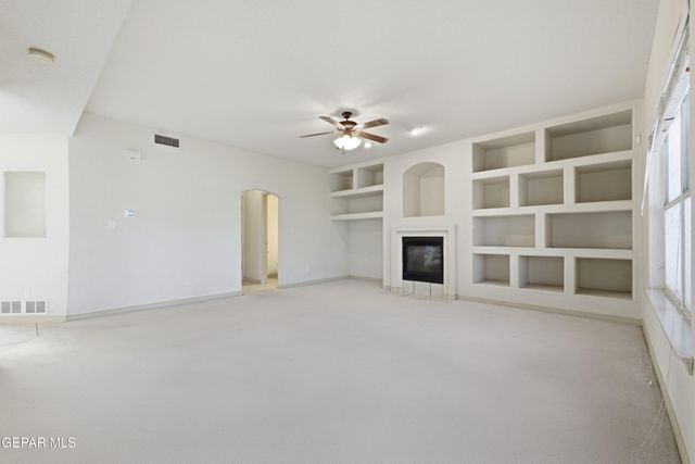 10779 Arron Street, El Paso, TX 79924