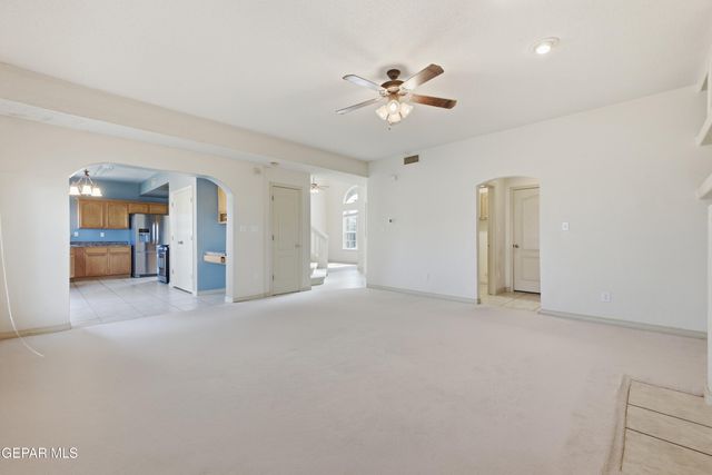 10779 Arron Street, El Paso, TX 79924
